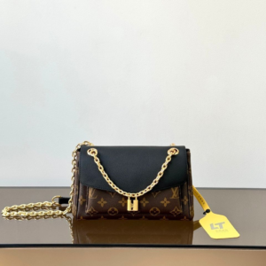 louis vuitton شنطة نسائية