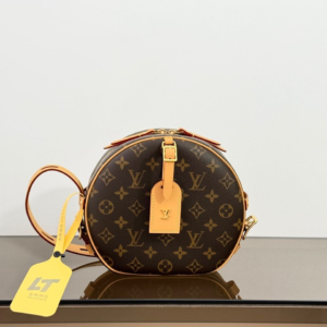 louis vuitton شنطة نسائية