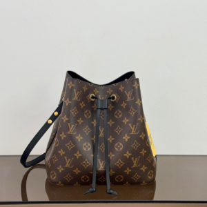 louis vuitton شنطة نسائية