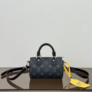 louis vuitton شنطة نسائية