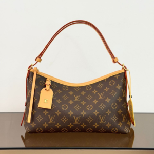 louis vuitton شنطة نسائية