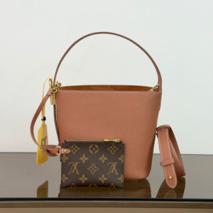 louis vuitton شنطة نسائية