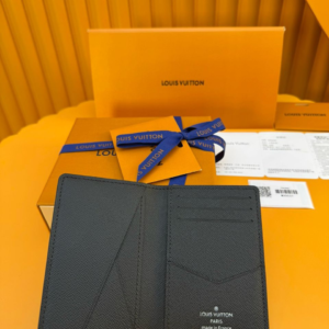 louis vuitton محفظة نسائية