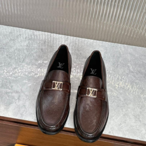 louis vuitton حذاء رجالي
