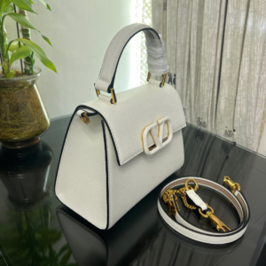 valentino شنطة نسائية