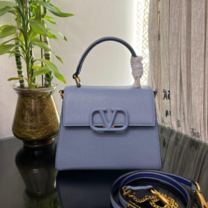 valentino شنطة نسائية