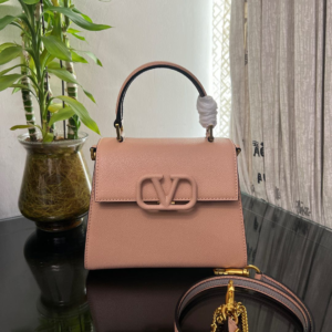 valentino شنطة نسائية