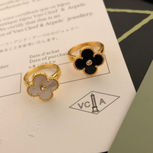 van cleef & arpels حلق