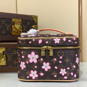 louis vuitton شنطة نسائية