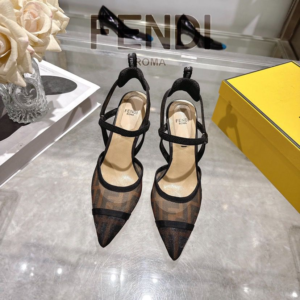 fendi حذاء نسائي