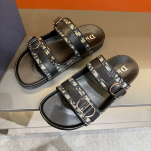 dior سليبر رجالي