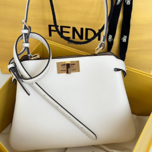 fendi شنطة نسائية
