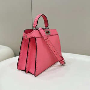 fendi شنطة نسائية