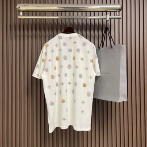 louis vuitton تيشيرت