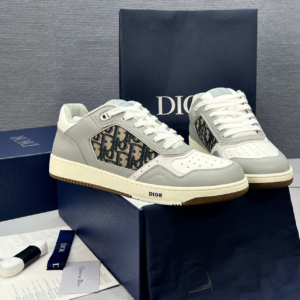 dior حذاء نسائي