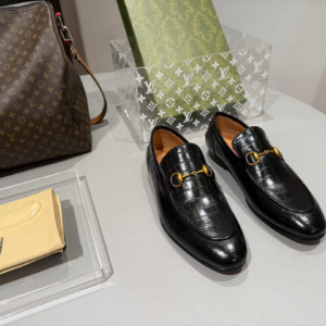 dior حذاء رجالي
