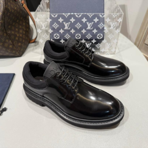 dior حذاء رجالي