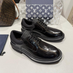 fendi شنطة نسائية
