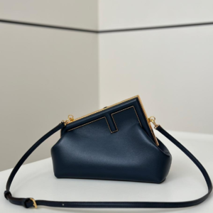 fendi شنطة نسائية