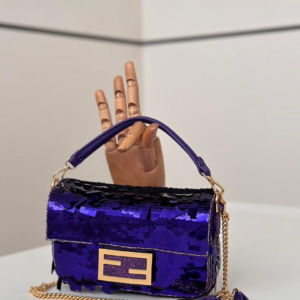 fendi شنطة نسائية