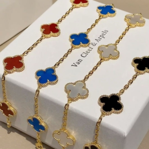 van cleef & arpels اسورة