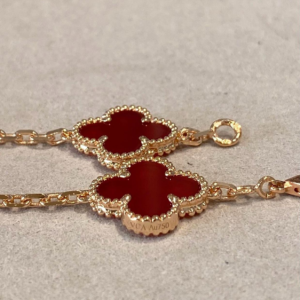 van cleef & arpels اسورة