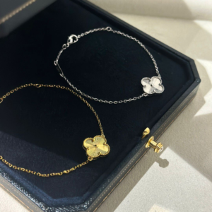 van cleef & arpels اسورة