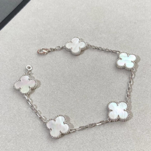van cleef & arpels اسورة