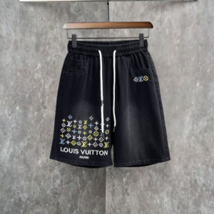louis vuitton برمودة