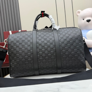 gucci شنطة نسائية
