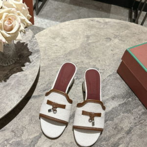 loro piana حذاء نسائي