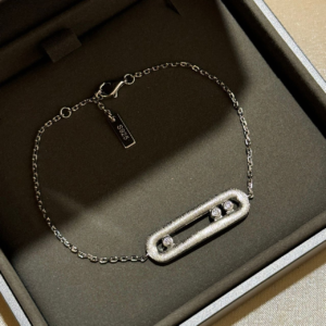 van cleef & arpels اسورة نسائي