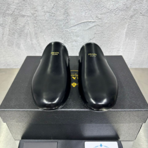 prada سليبر رجالي
