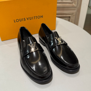 louis vuitton حذاء رجالي