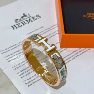 hermes اسورة نسائية