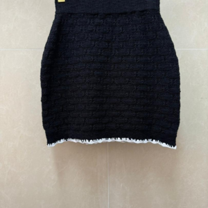 chanel جيبة