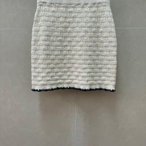 chanel جيبة