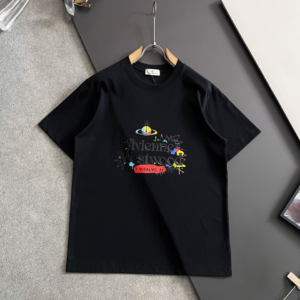 vivienne westwood تيشيرت رجالي