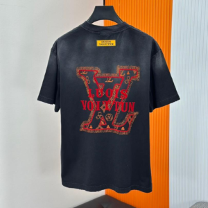 louis vuitton تيشيرت رجالي