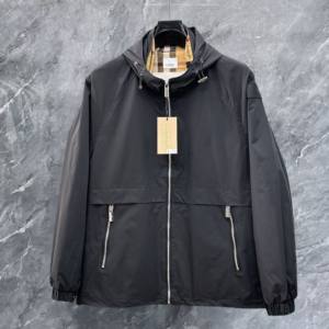 burberry جاكيت