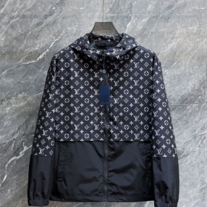 louis vuitton جاكيت