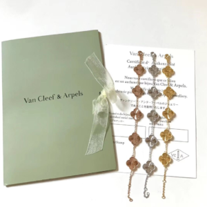 van cleef & arpels اسورة نسائية
