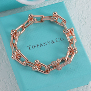 tiffany & co اسورة نسائية