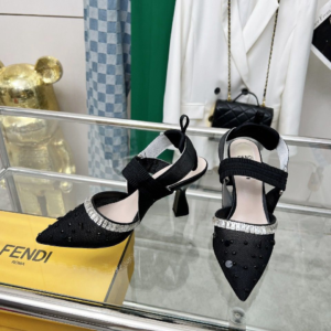 fendi حذاء نسائي