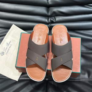 loro piana سليبر رجالي
