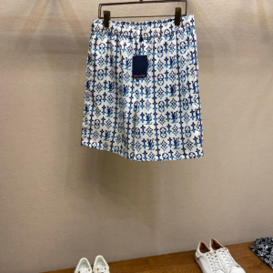 louis vuitton طقم رجالي