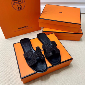 hermes سليبر رجالي