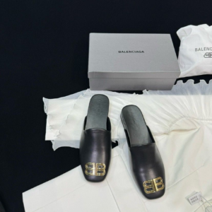 balenciaga سليبر رجالي