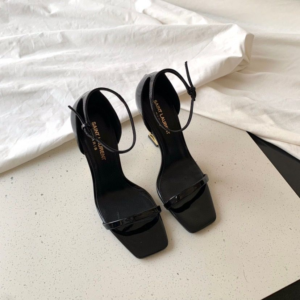 saint laurent حذاء نسائي