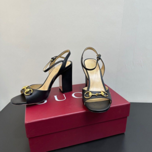 gucci حذاء نسائي